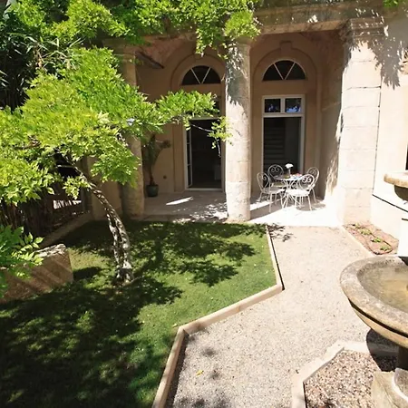 Cinq & Sept Maison d'hôtes Roujan